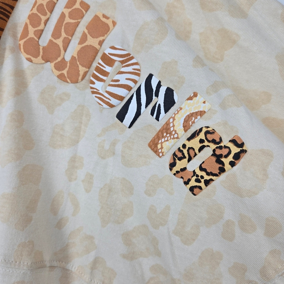 Walt Disney World Animal Kingdom Safari Letters Spirit Jersey Large NWT - Picture 11 of 11